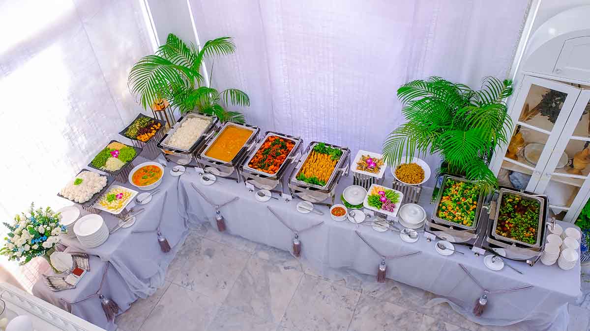 two-delicious-food-baby-shower