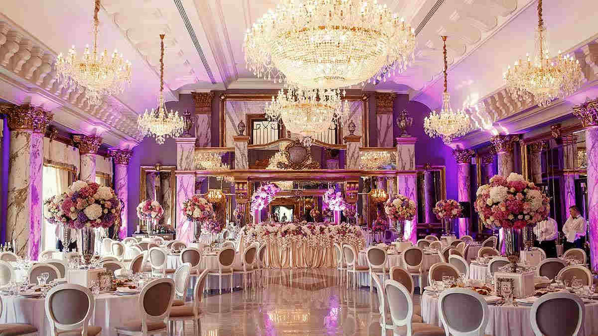 choose-an-indoor-wedding-venue