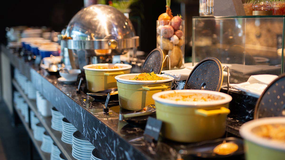 choosing-the-right-wedding-catering-services