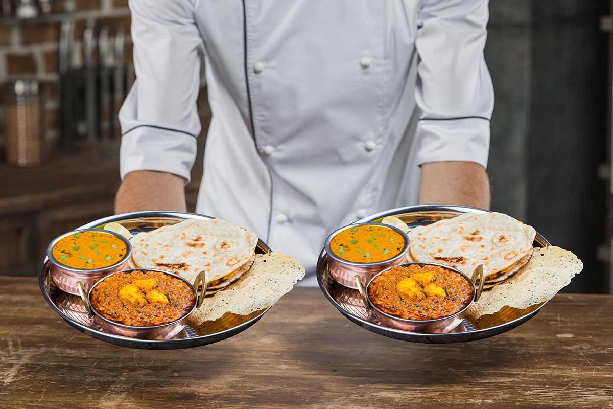 serving-food-in-the-most-hygienic-way