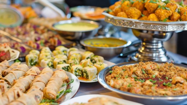 From Buffet to Plated Which Wedding Catering Style